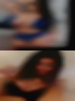 where are the women that like fuck naked girls at beach