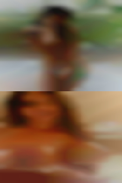 women in 40s naked